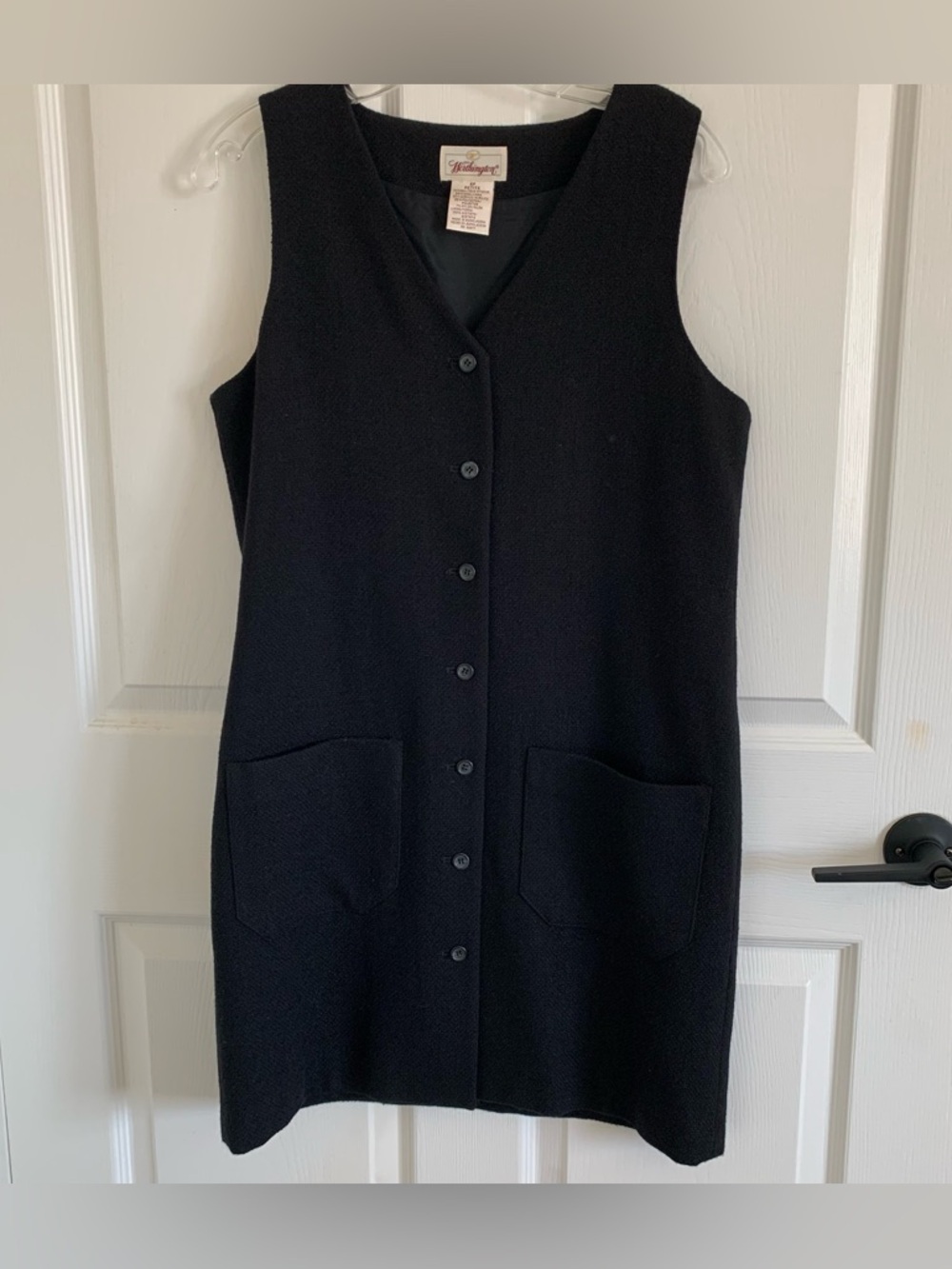 Worthington Women's 6P Black Sleeveless Button-Front Wool blend Vest‎
